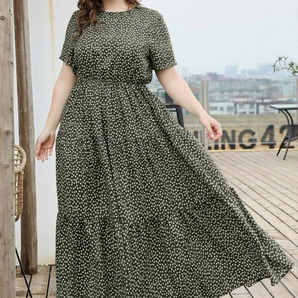 SHEIN Army Green Plus Daisy Floral Ruffle Hem Swing Maxi Dress